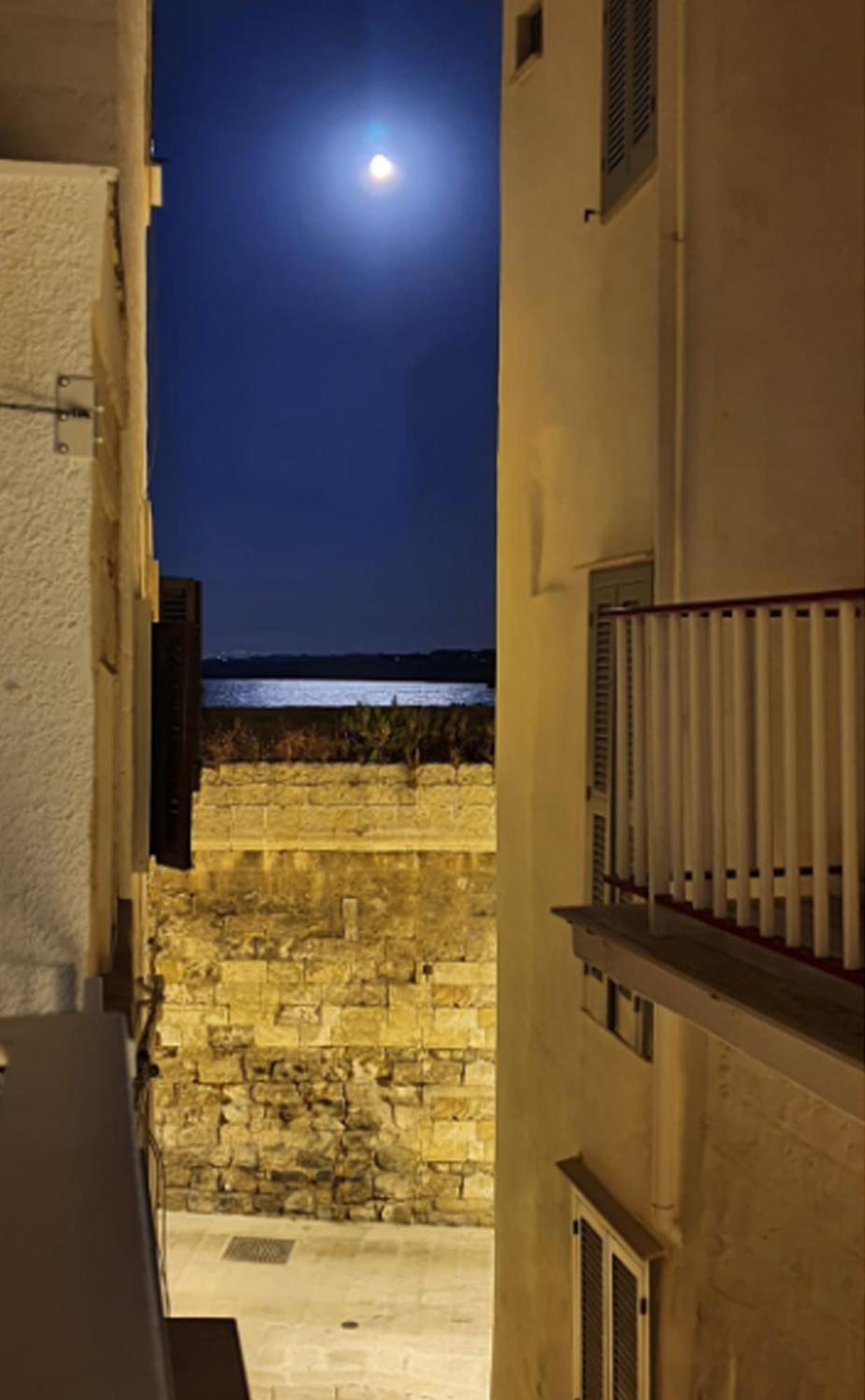 Td Casa Marea Seaside View In Prime Location Vila Monopoli Exterior foto